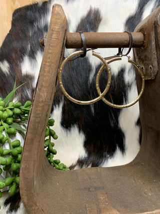 Tell Your Tale Earrings - Sweetwater Boutique 