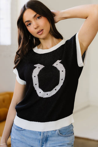 Western Horseshoe Contrast Trim Short Sleeve Sweater: Goat / L